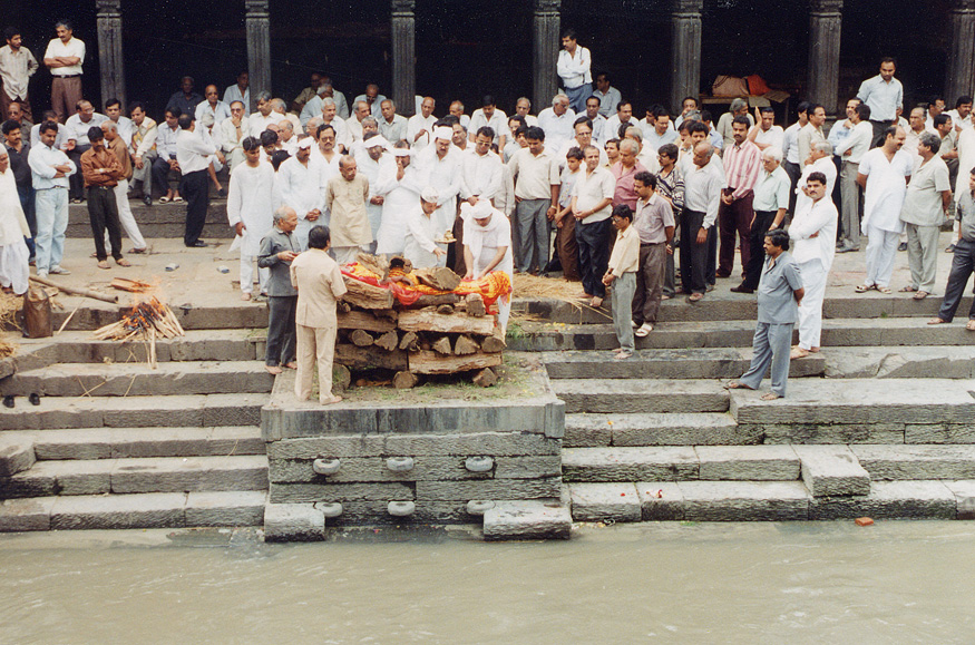 Hindu Cremation Ceremony / Nepal