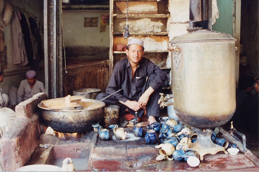 Tea Maker / Pakistan / Pakistani