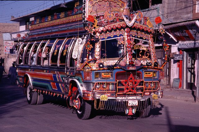 Decorated Bus / Pakistan - Click Image to Close