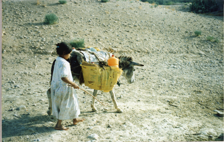 Getting Water / Morocco - Click Image to Close