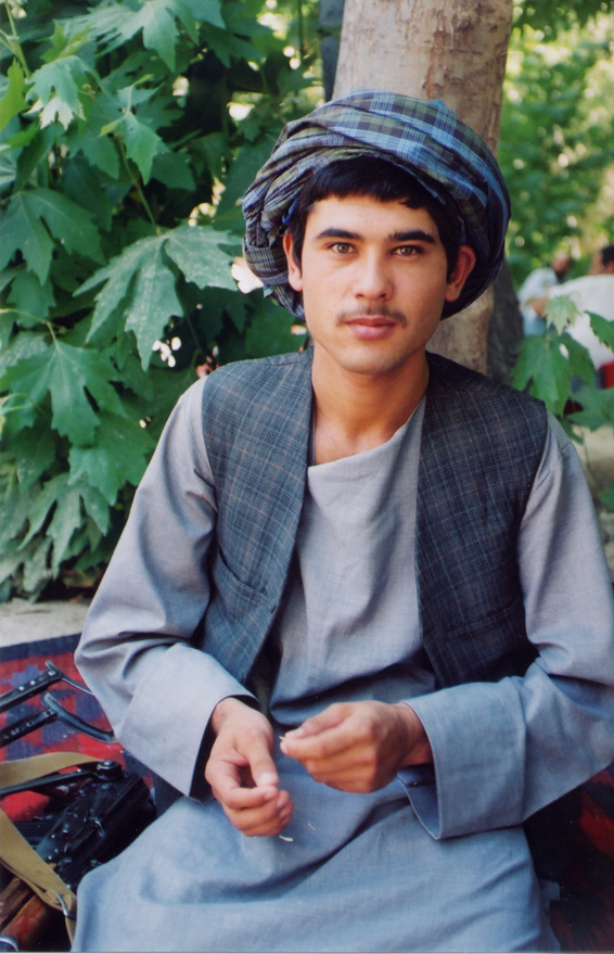 Untitled 604 / Afghanistan / Uzbek - Click Image to Close